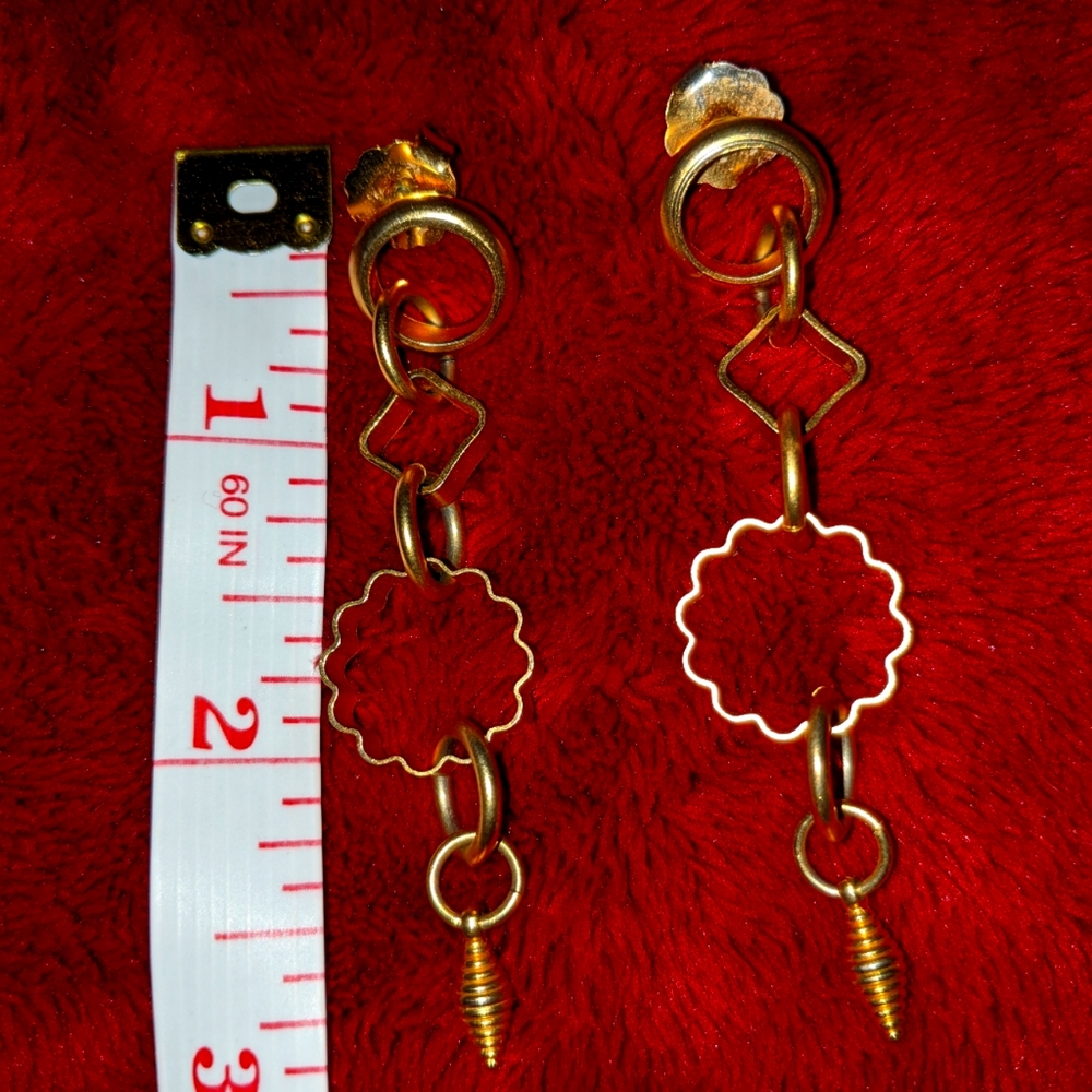 Gold plated dangling earrings
